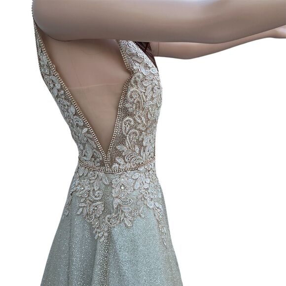 Cinderella Divine Women's Champagne Beaded Evening Gown Size 6 - Picture 6 of 12